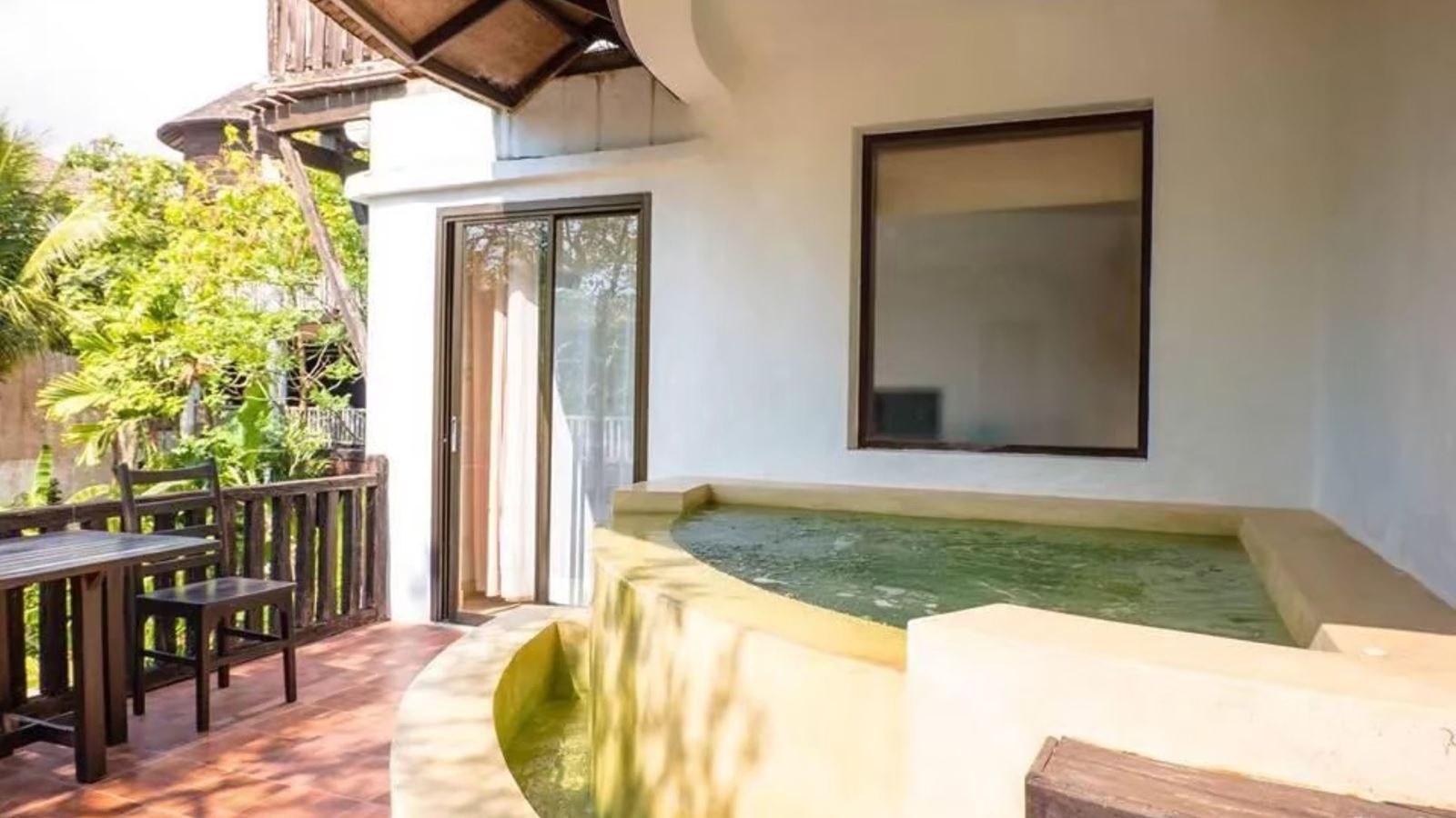 rooms-grand-view-villa-with-plunge-pool