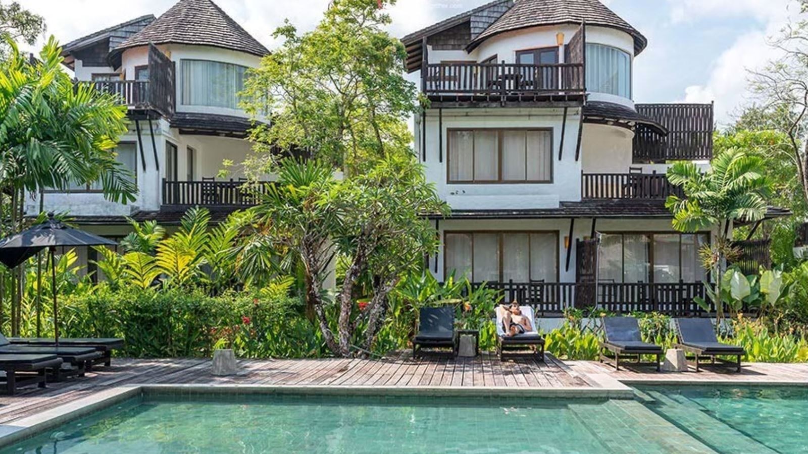 rooms-grand-view-villa-with-plunge-pool