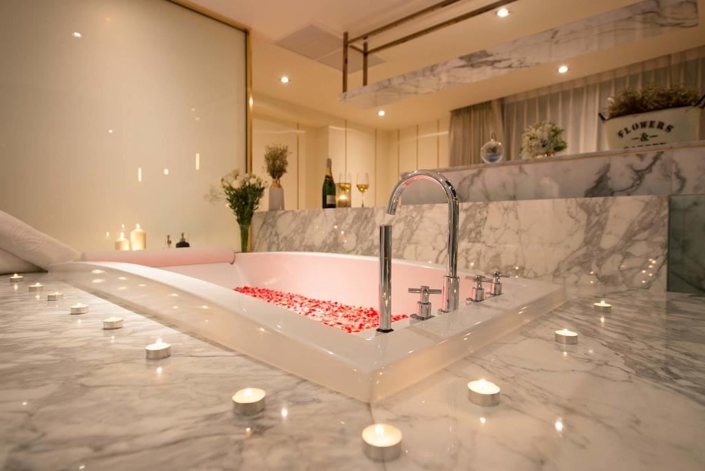 rooms-ocean-front-suite