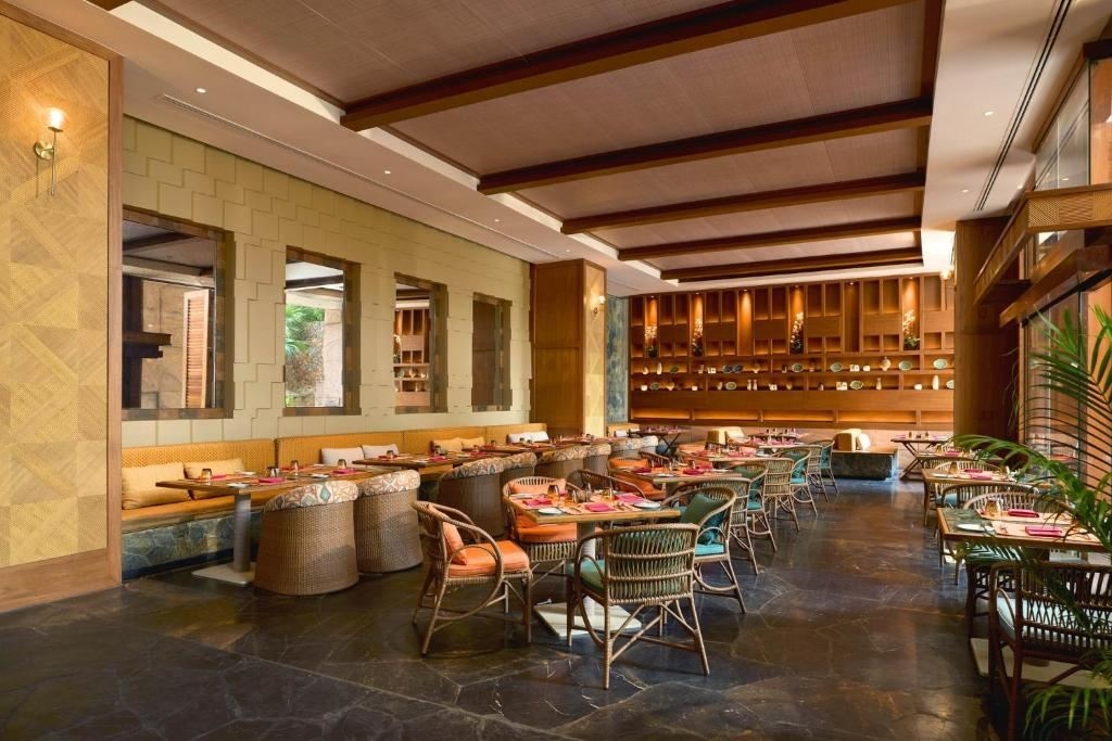 restaurants-restaurants