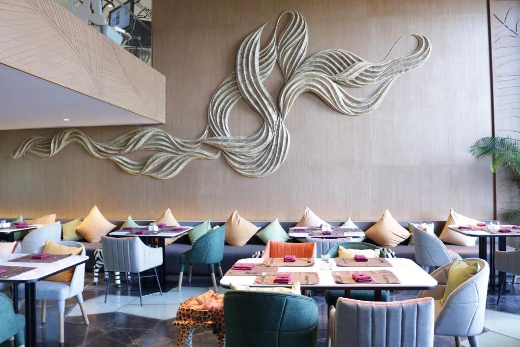 restaurants-restaurants