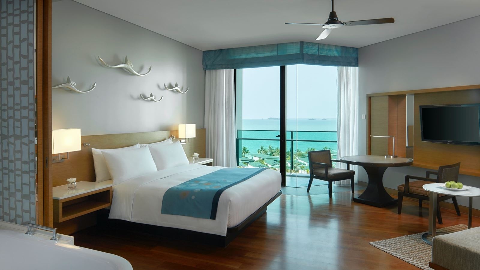 rooms-premier-panoramic-ocean-view