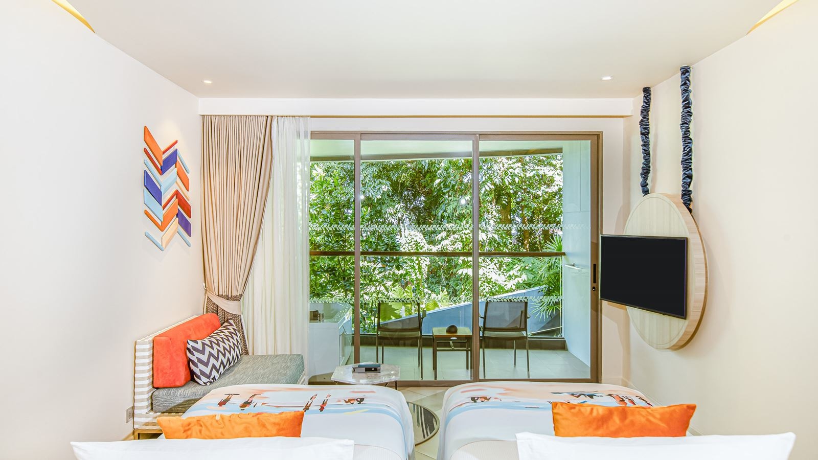 rooms-sis-over-the-garden