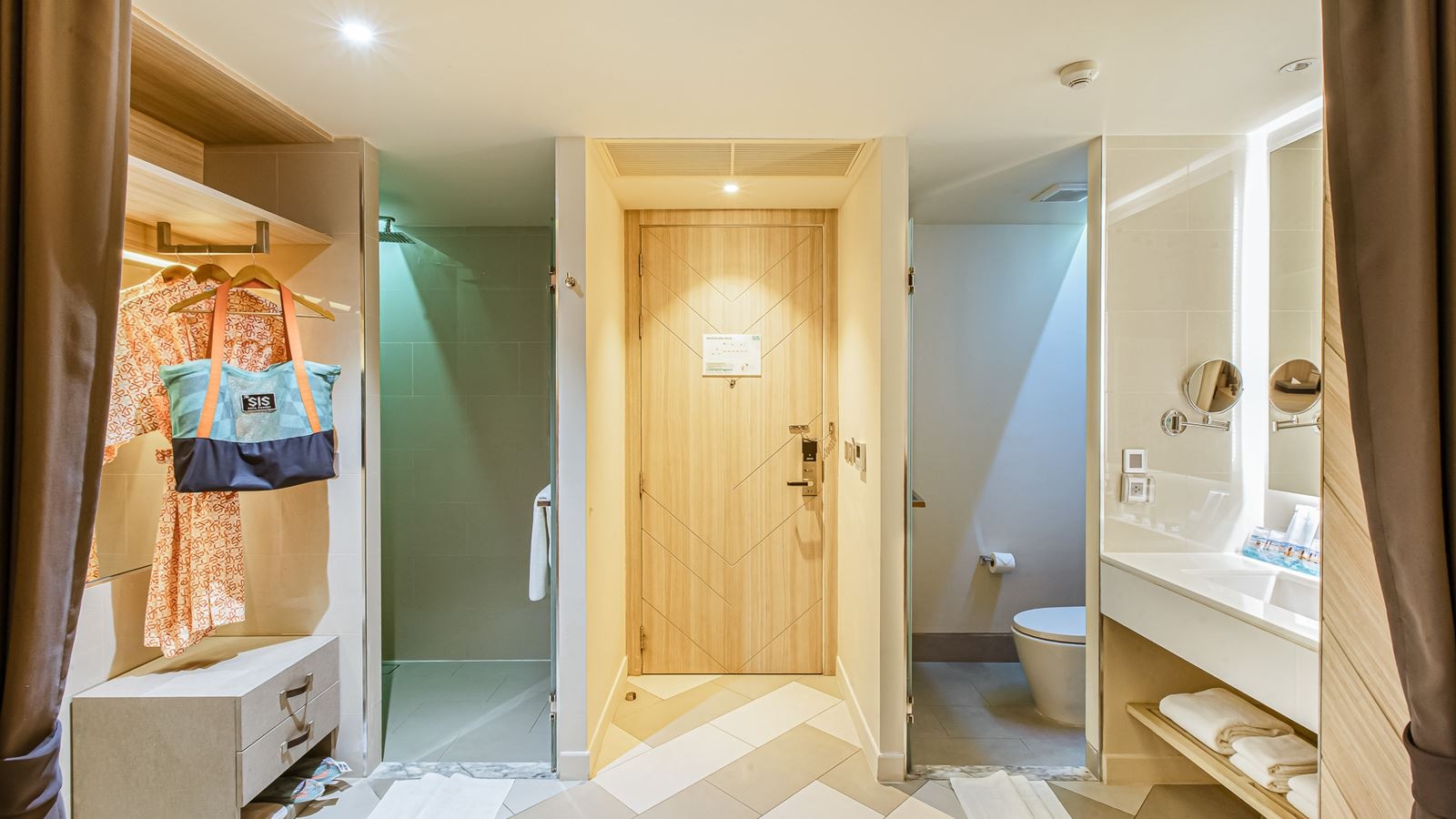 rooms-sis-over-the-garden