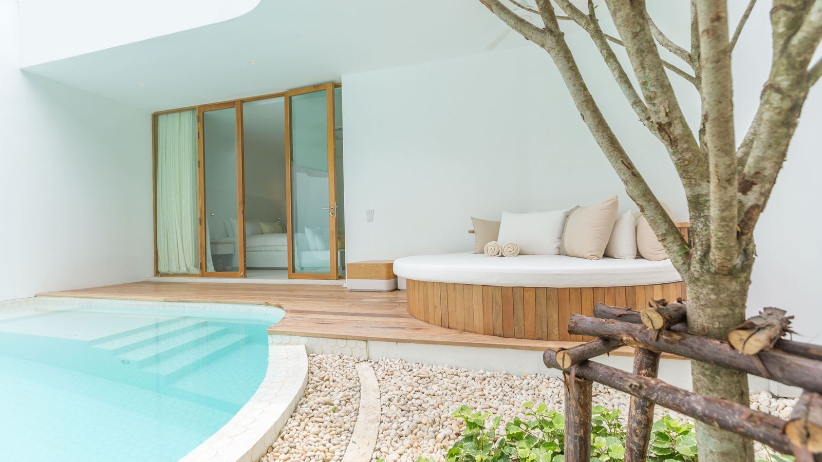 rooms-garden-pool-villa