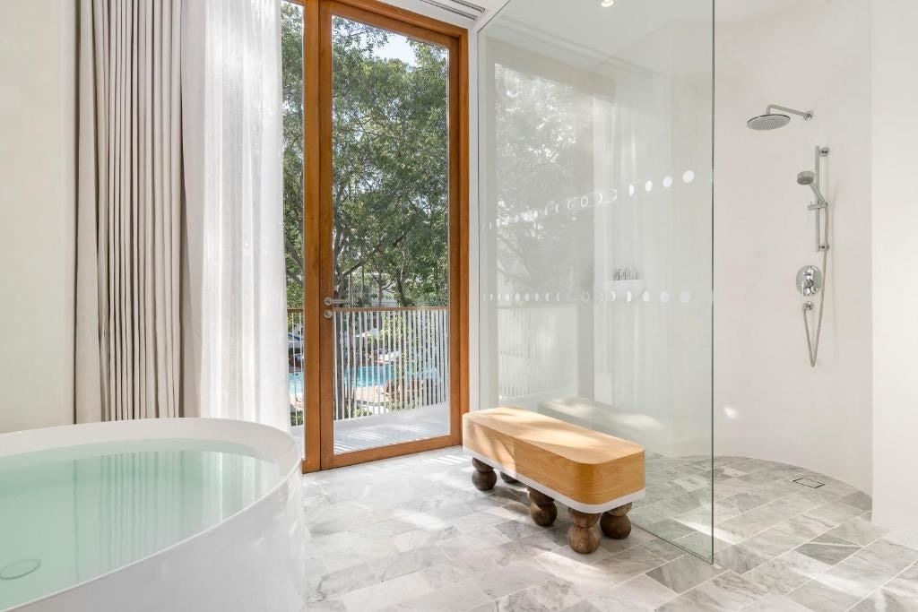 rooms-garden-two-bedroom-family--friends-grand-villa