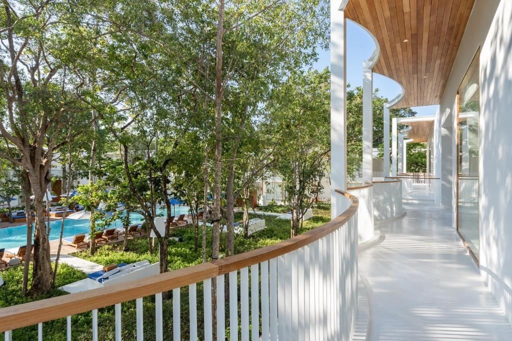 rooms-garden-two-bedroom-family--friends-grand-villa