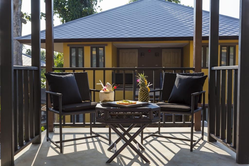 rooms-hibiscus-pool-access