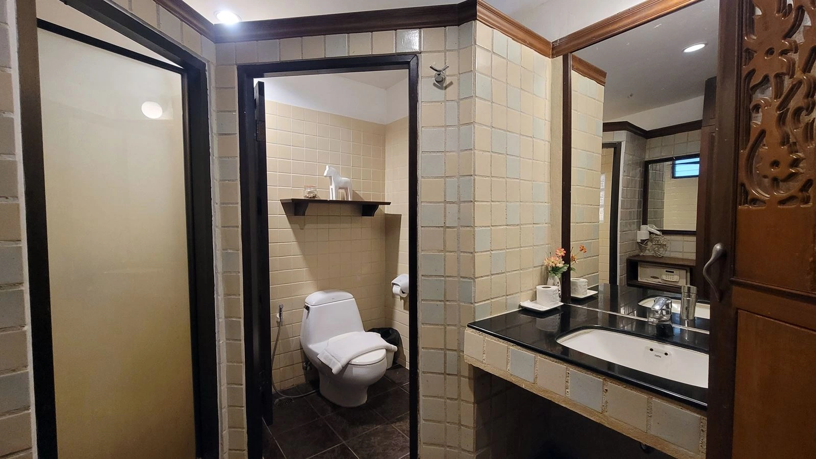 rooms-superior-garden-view