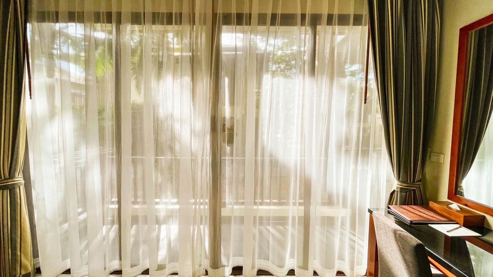 rooms-seaside-junior-suite-room