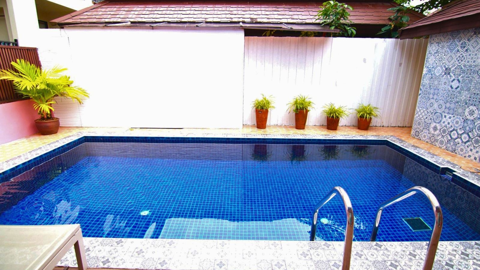 rooms-seaview-deluxe-pool-villa