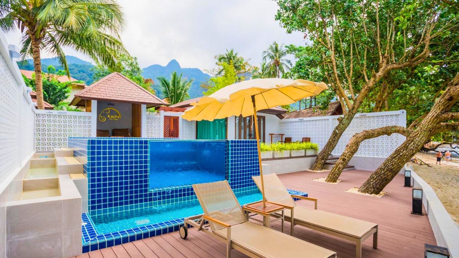 rooms-beachfront-pool-villa-suite