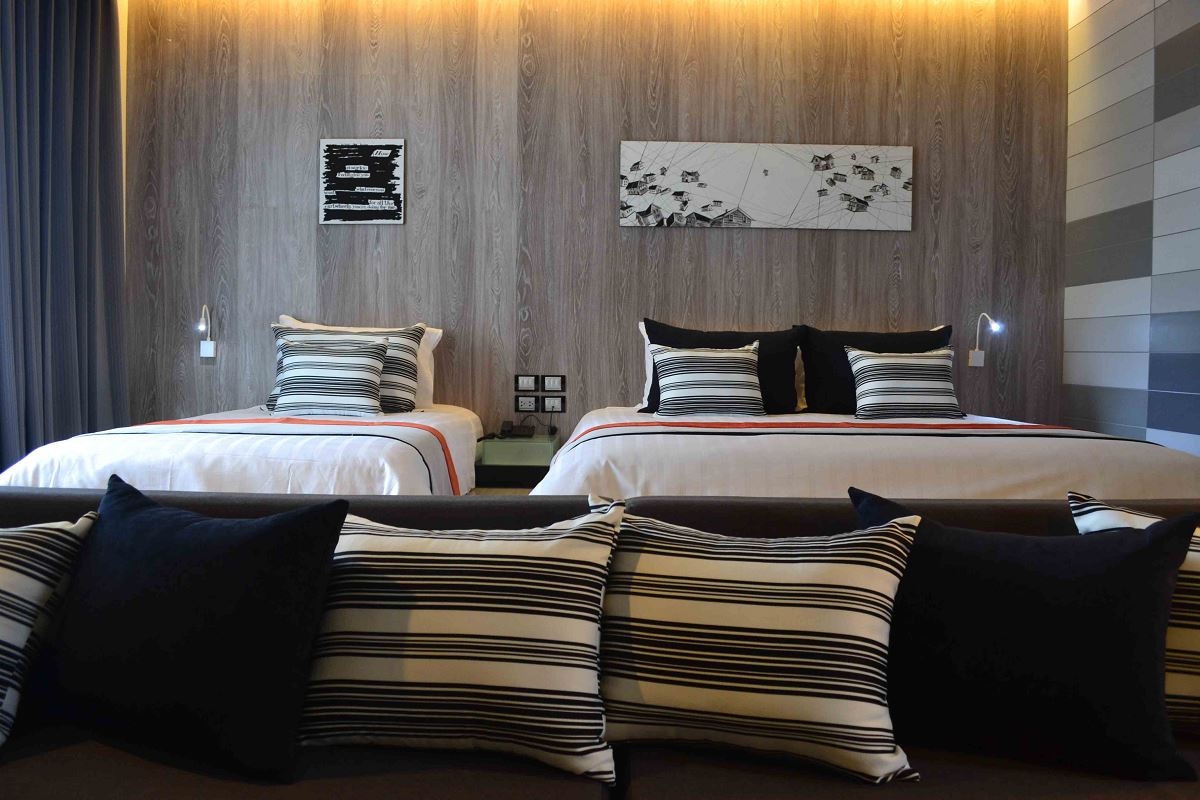 rooms-villa-garden-view