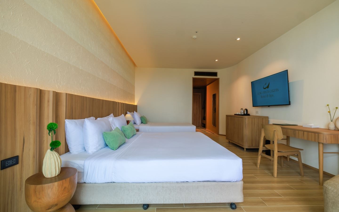 rooms-deluxe-ocean-view