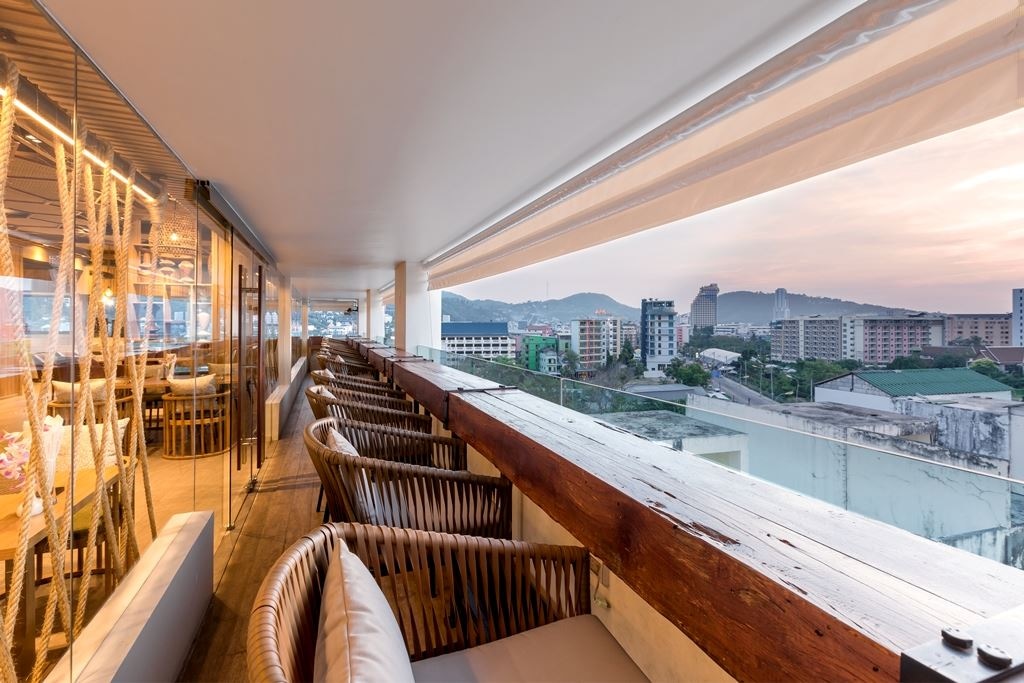 restaurants-cross-way-restuarant