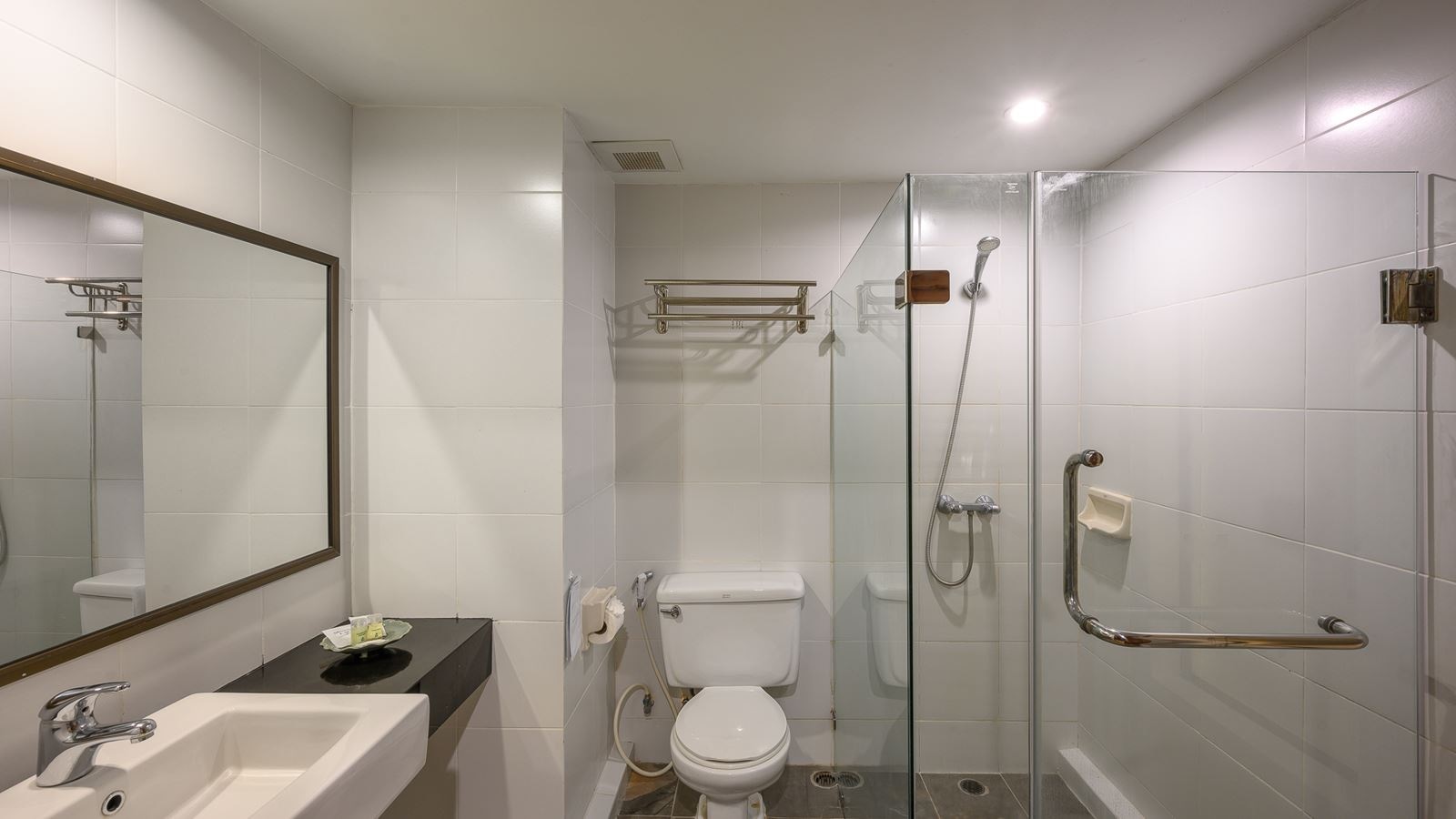 rooms-family-triple-plus-room