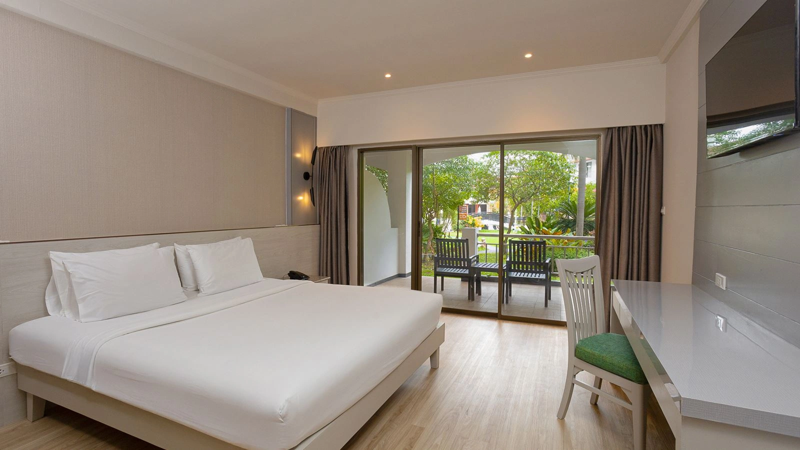 rooms-premium-resort-room
