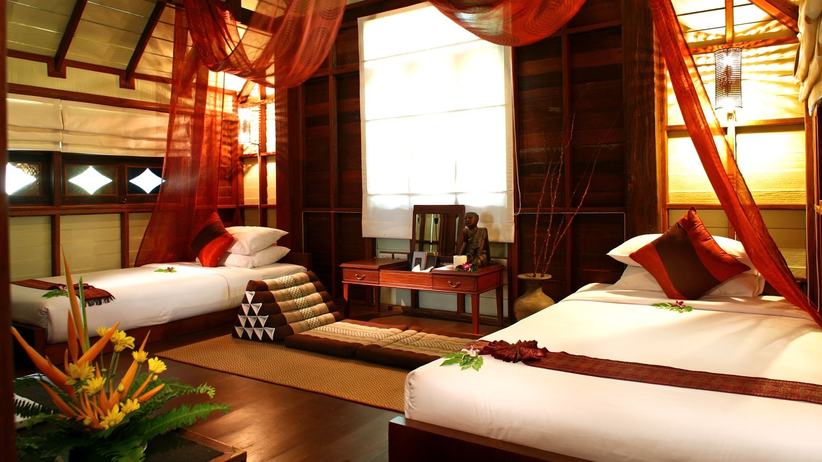 rooms-thai-house-2-bedrooms