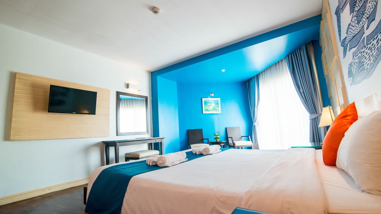 rooms-superior-main-building