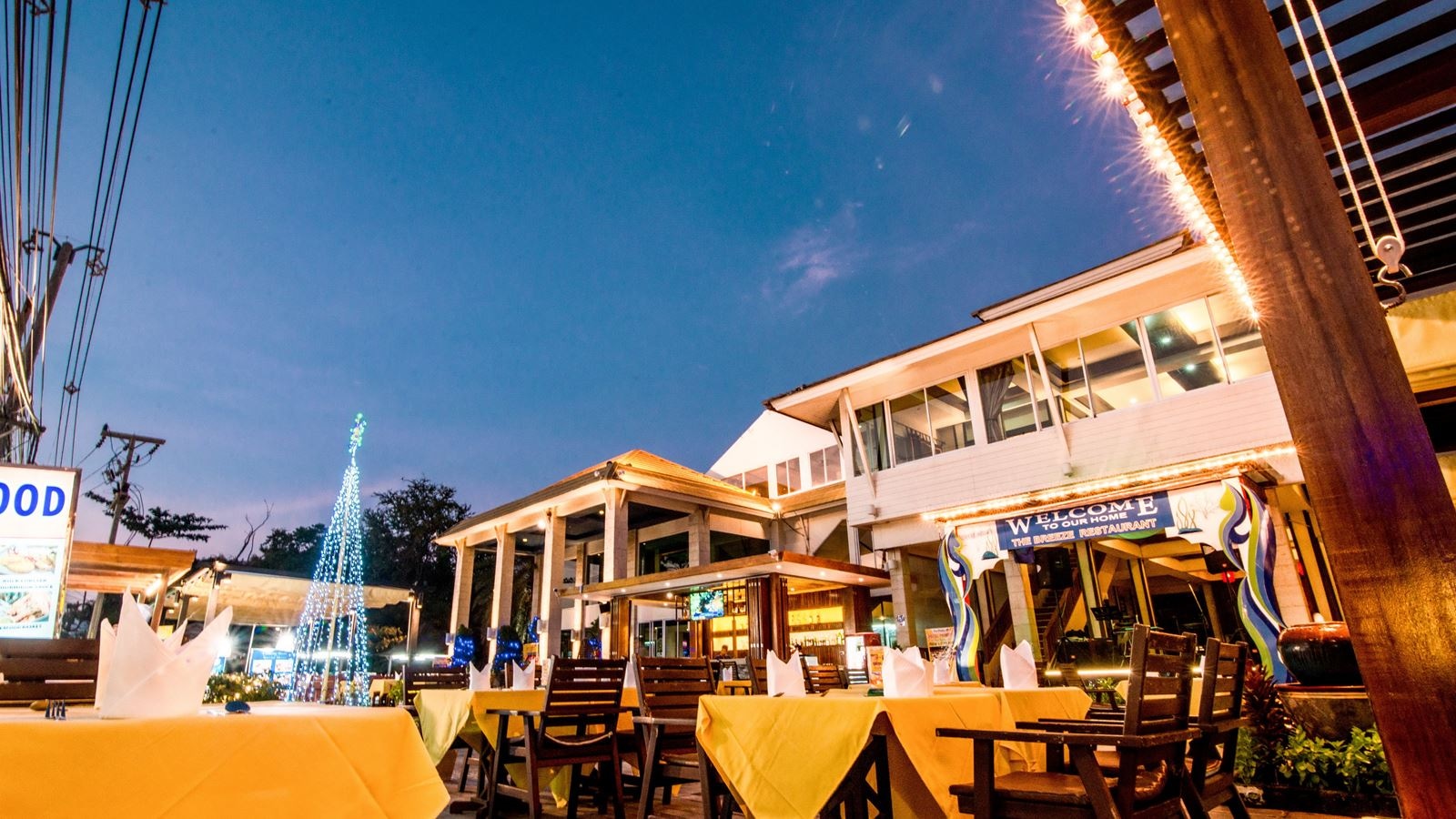 restaurants-the-breeze-restaurant