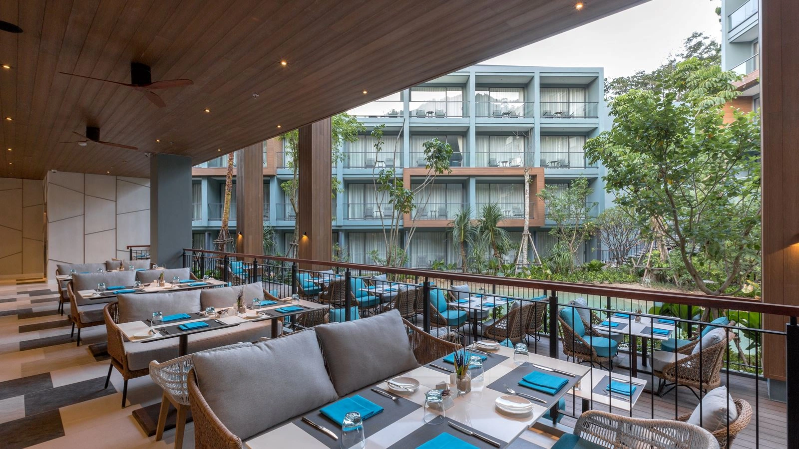 restaurants-nana-restaurant