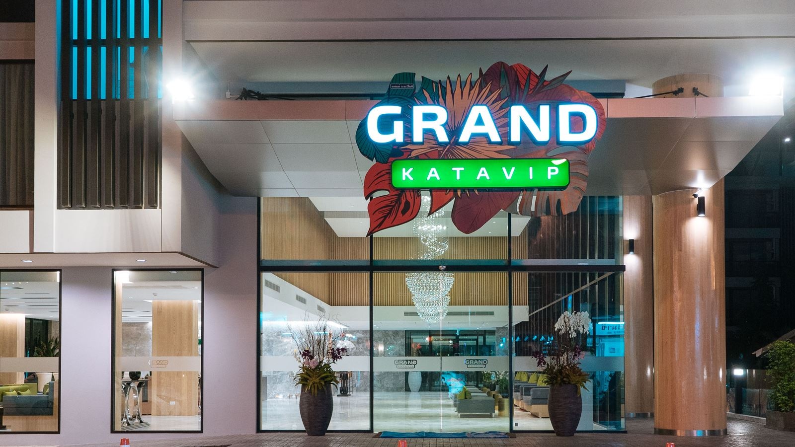 general-main-building