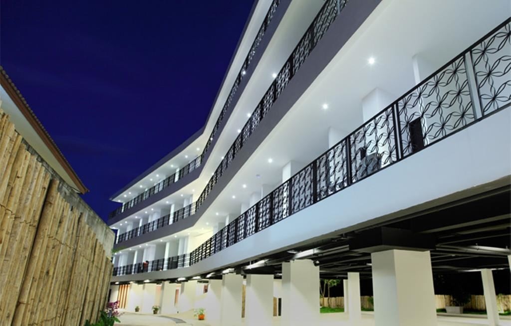 general-main-building