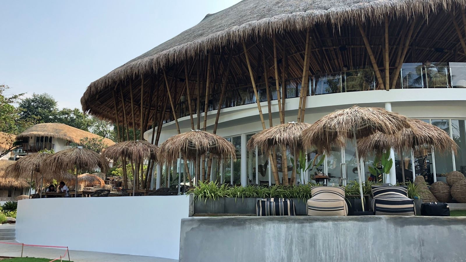 restaurants-the-genesis-restaurant