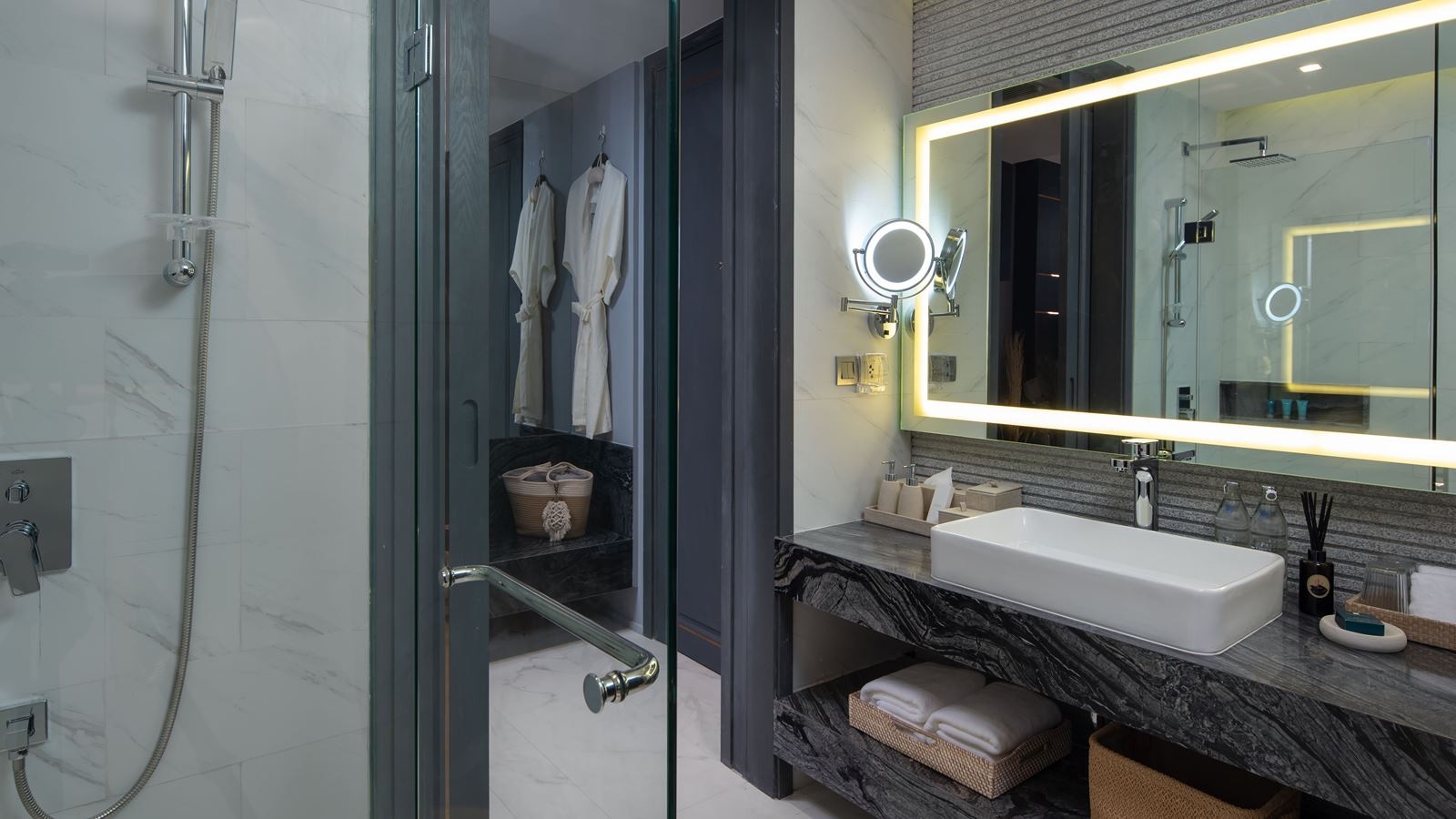 rooms-deluxe-sky-bath