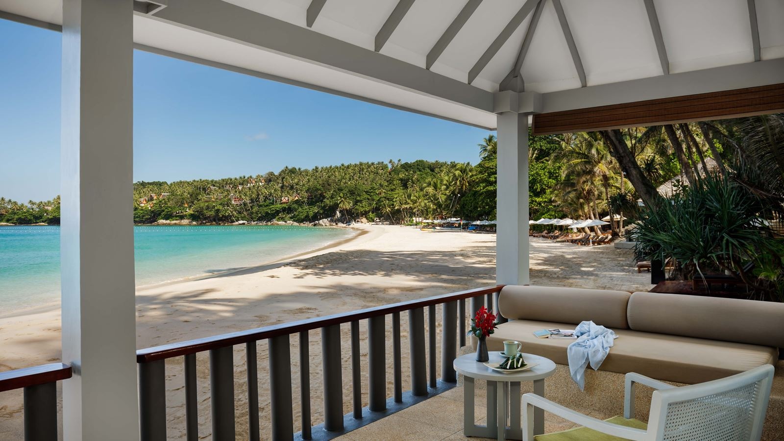 rooms-beach-deluxe-suite