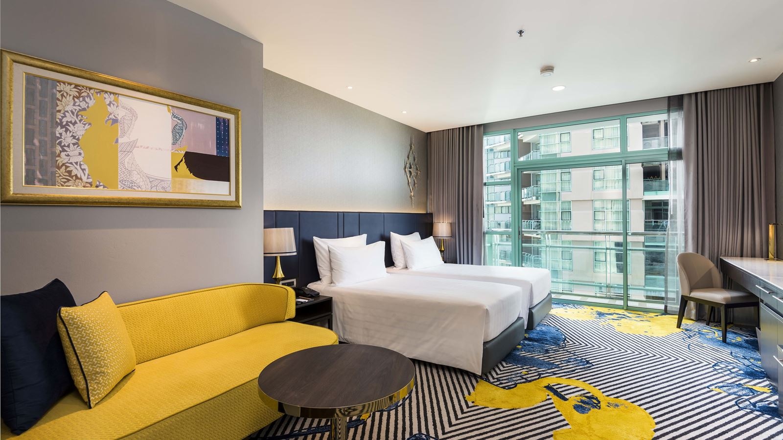 rooms-grand-deluxe-city-view