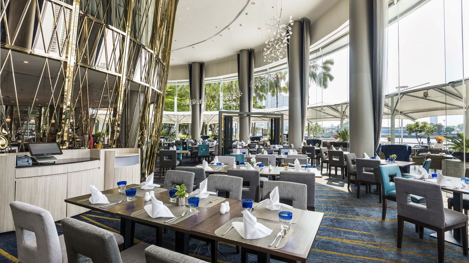 restaurants-river-barge-restaurant