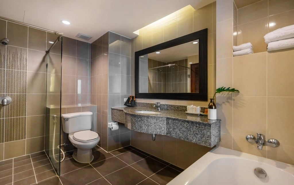 rooms-deluxe-city-view