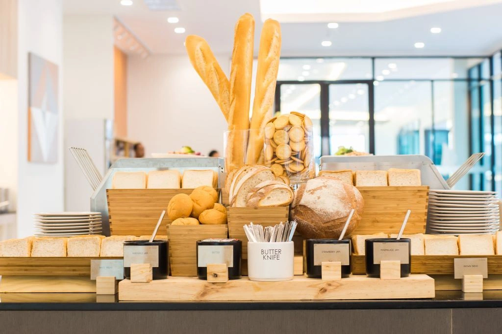 restaurants-aroma-cafe