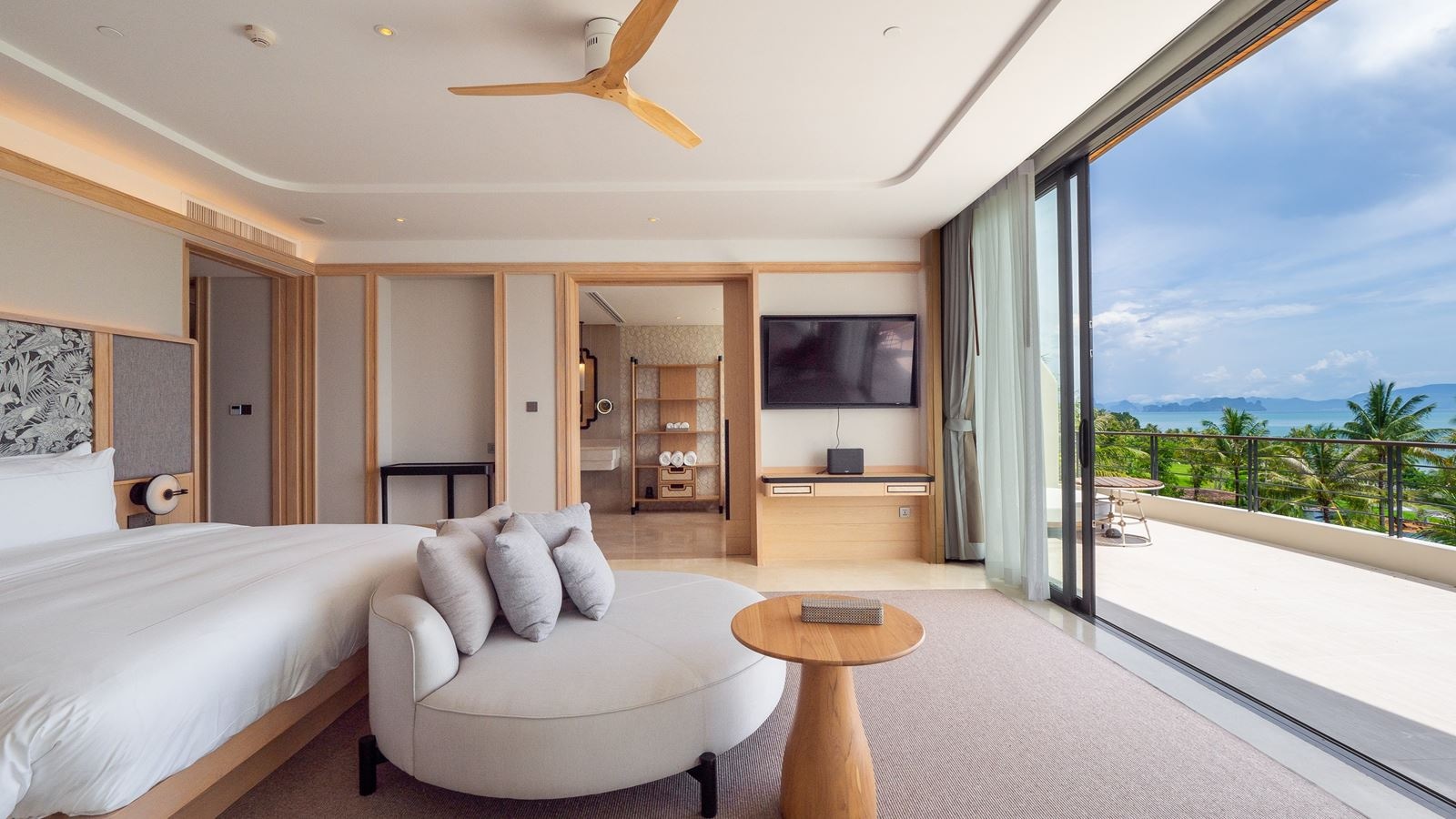 rooms-sea-view-pool-penthouse