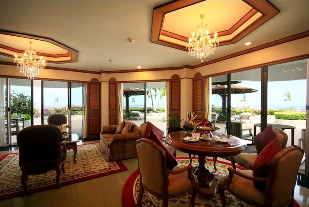 rooms-royal-suite-two-bedroom