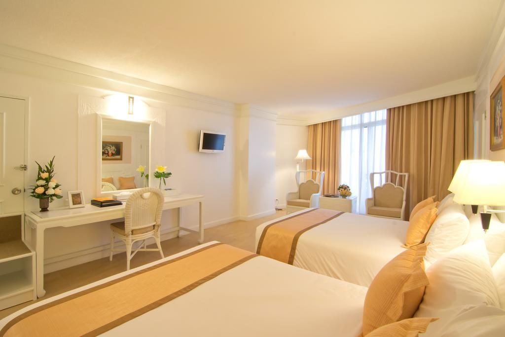 rooms-executive-room
