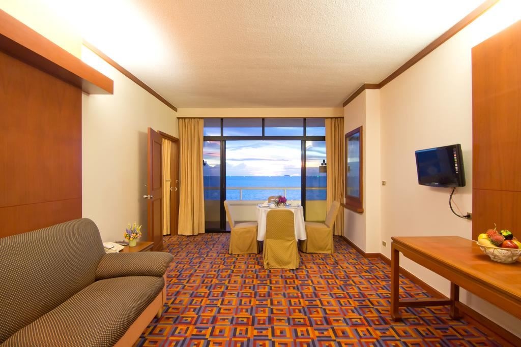 rooms-family-suite-two-bedrooms