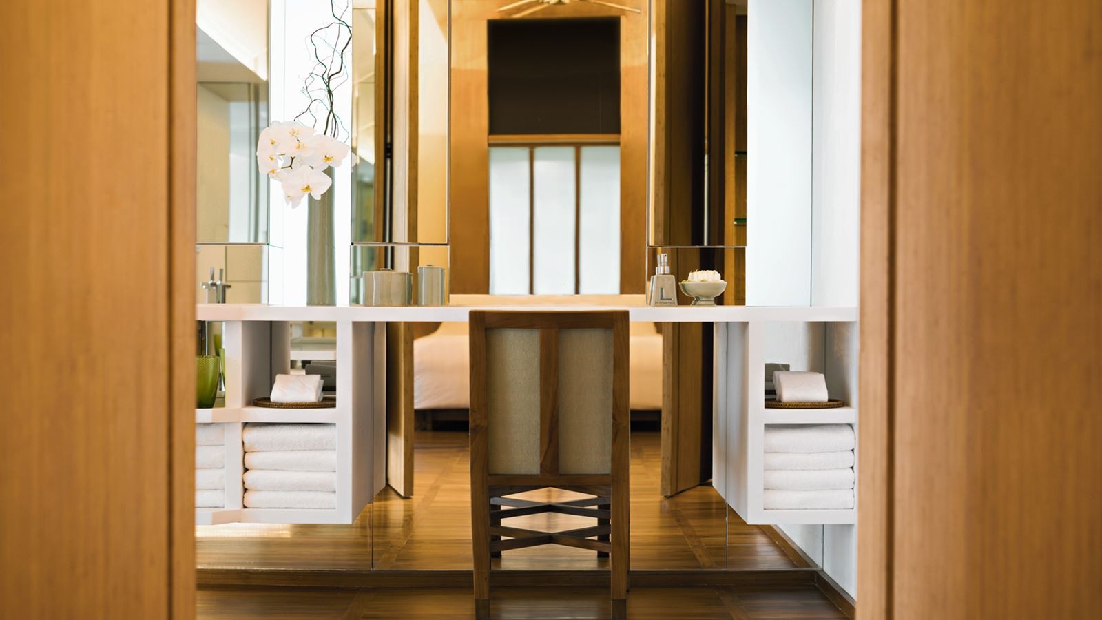 rooms-thai-pavilion-suite