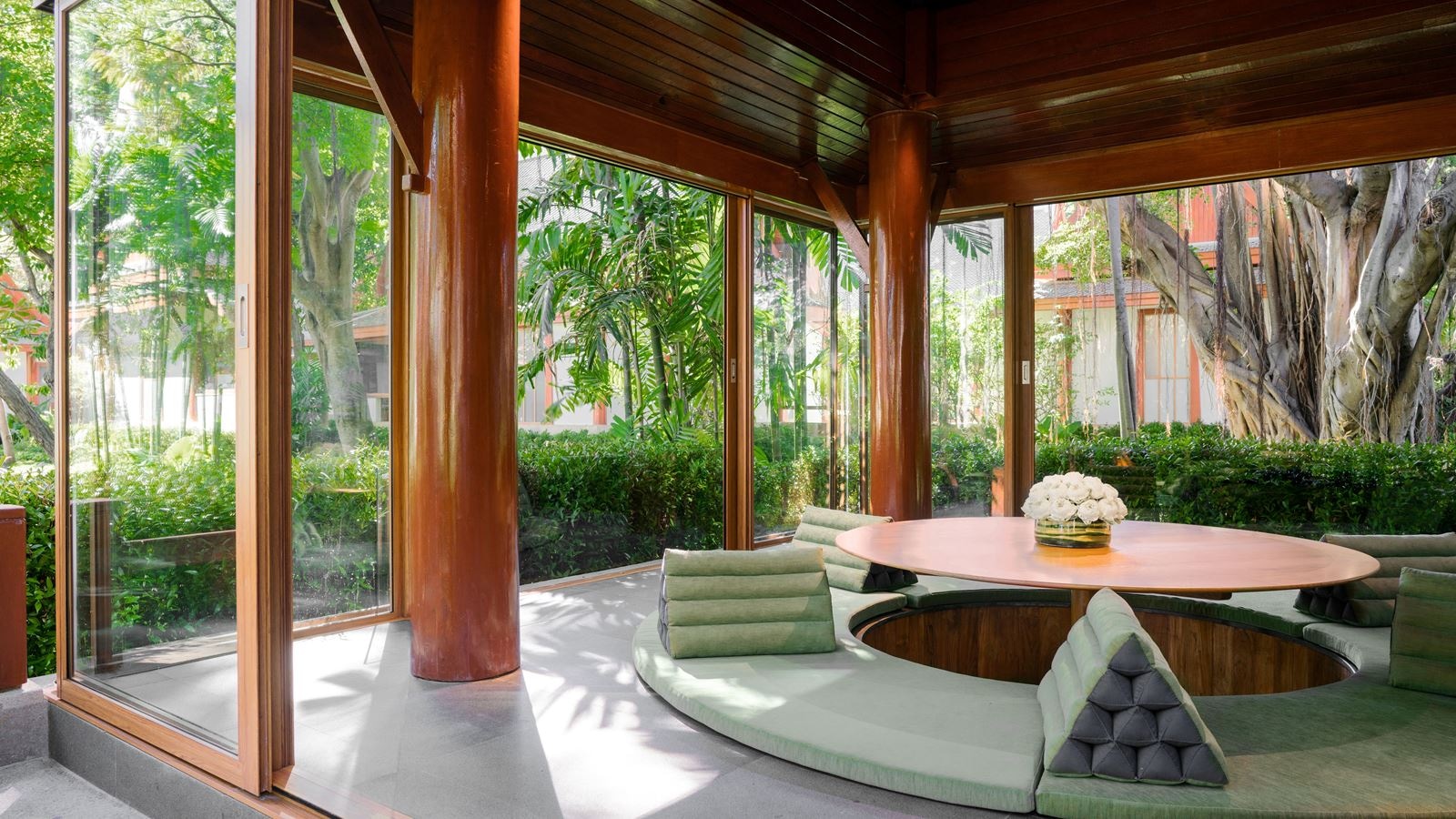 rooms-thai-pavilion-suite