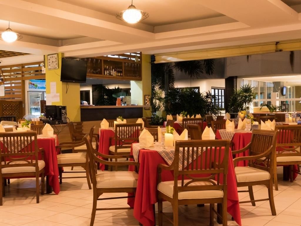 restaurants-jomtien-plaza-restuarant