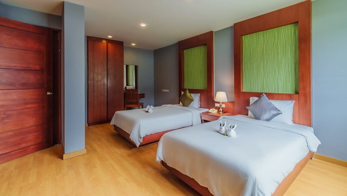 rooms-two-bedroom-suite-city-view