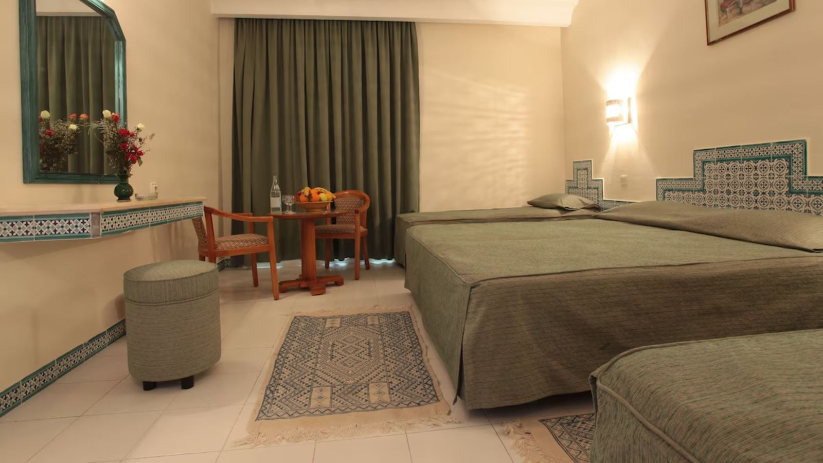 rooms-quadruple-room-garden-view