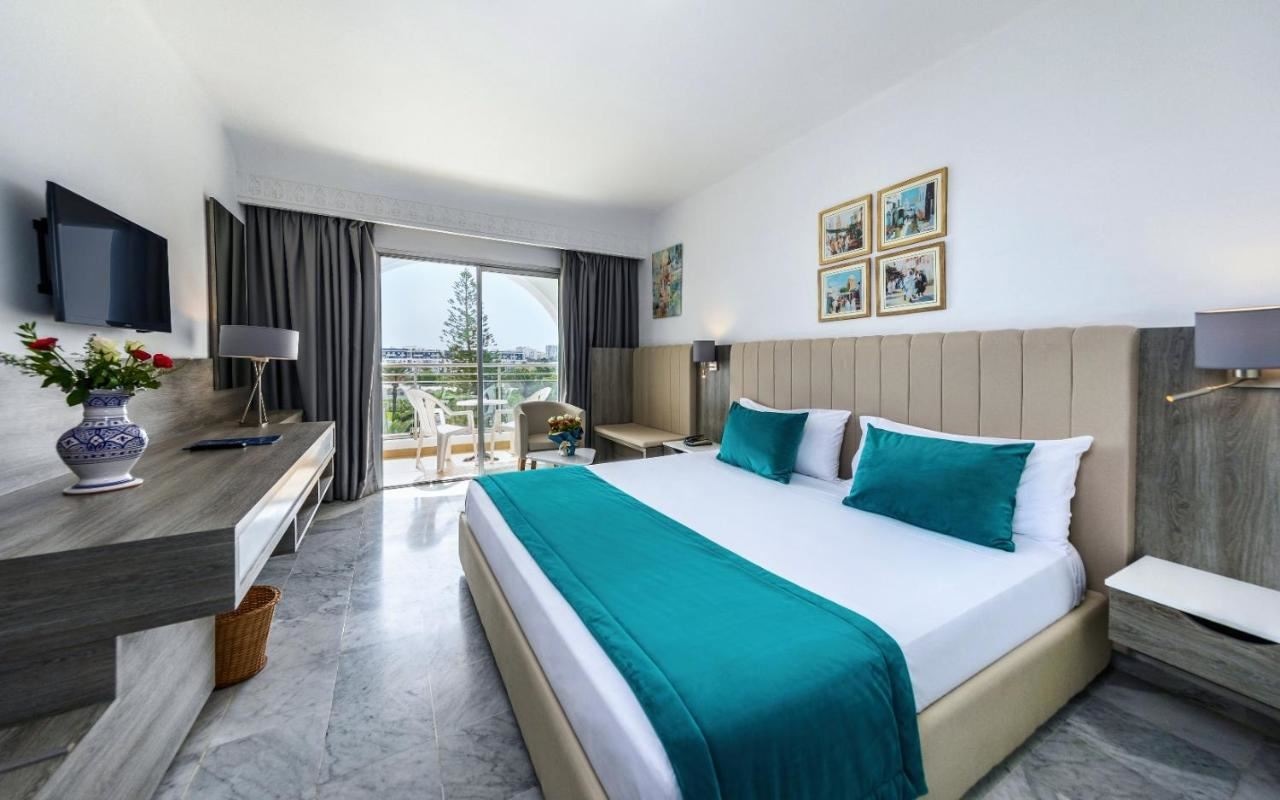 rooms-double-standard-room-garden-view