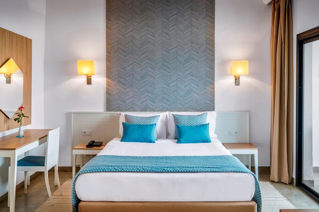 rooms-junior-suite-sea-view