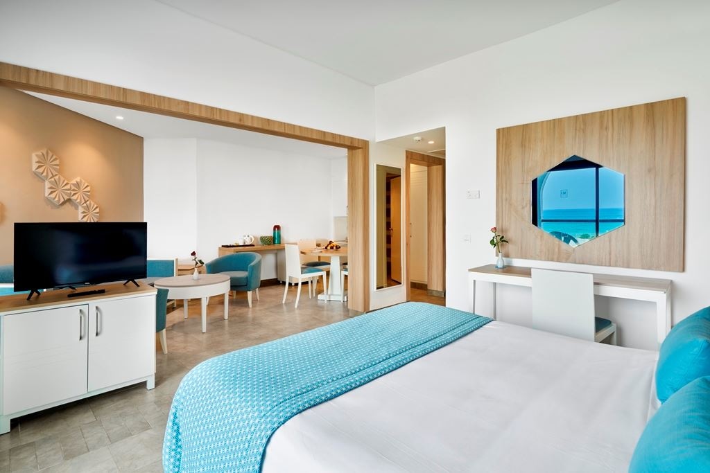 rooms-junior-suite-sea-view