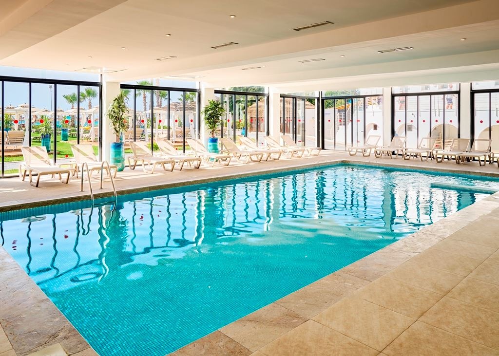 pools-indoor-pool
