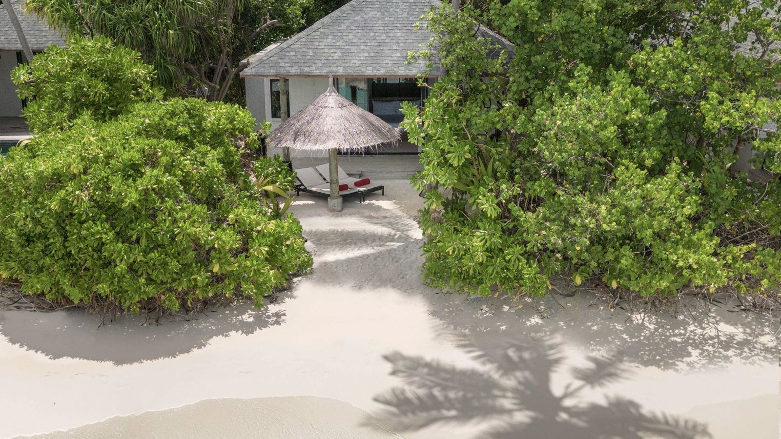 rooms-sunset-beach-villa