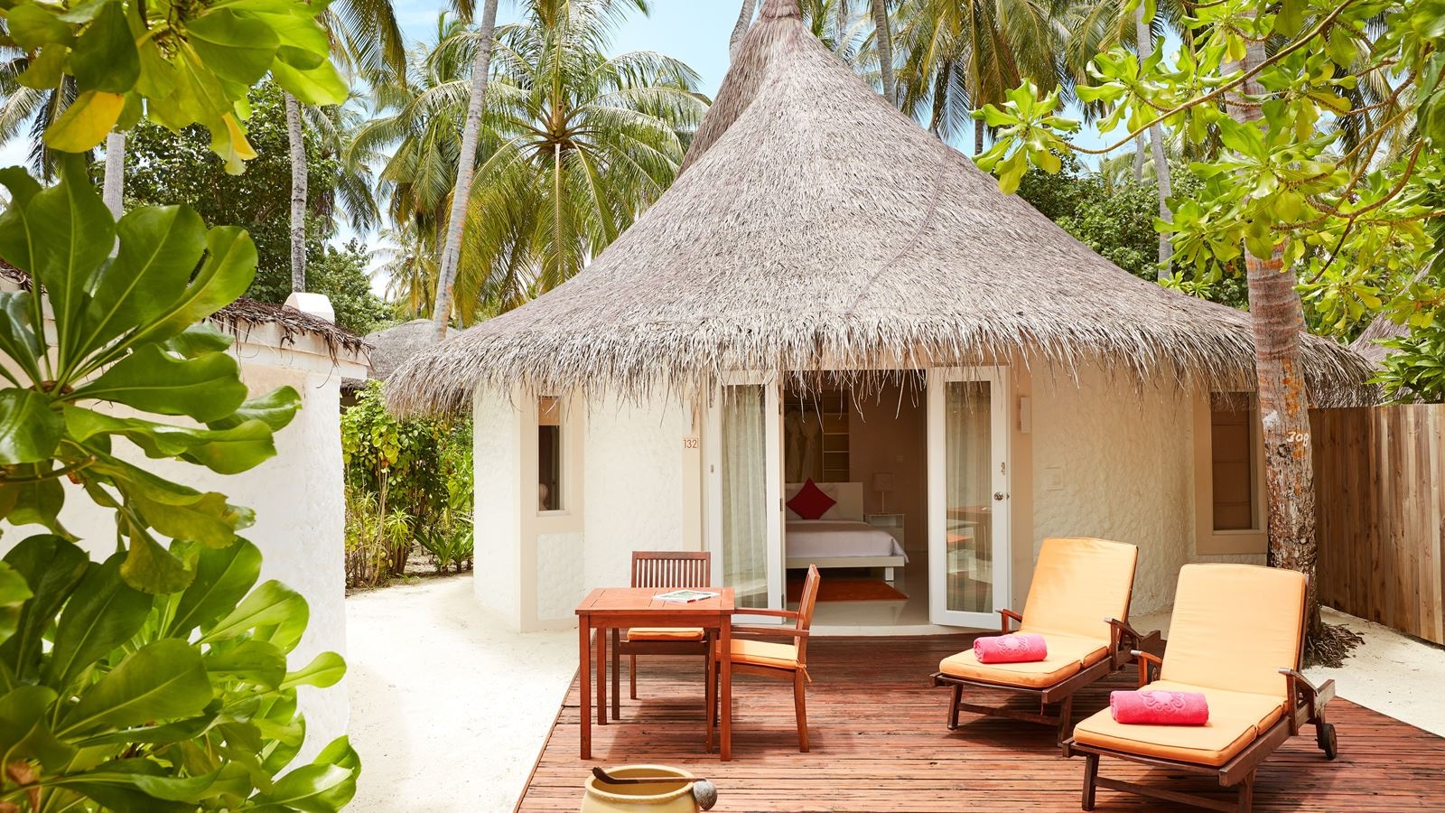rooms-beach-villa