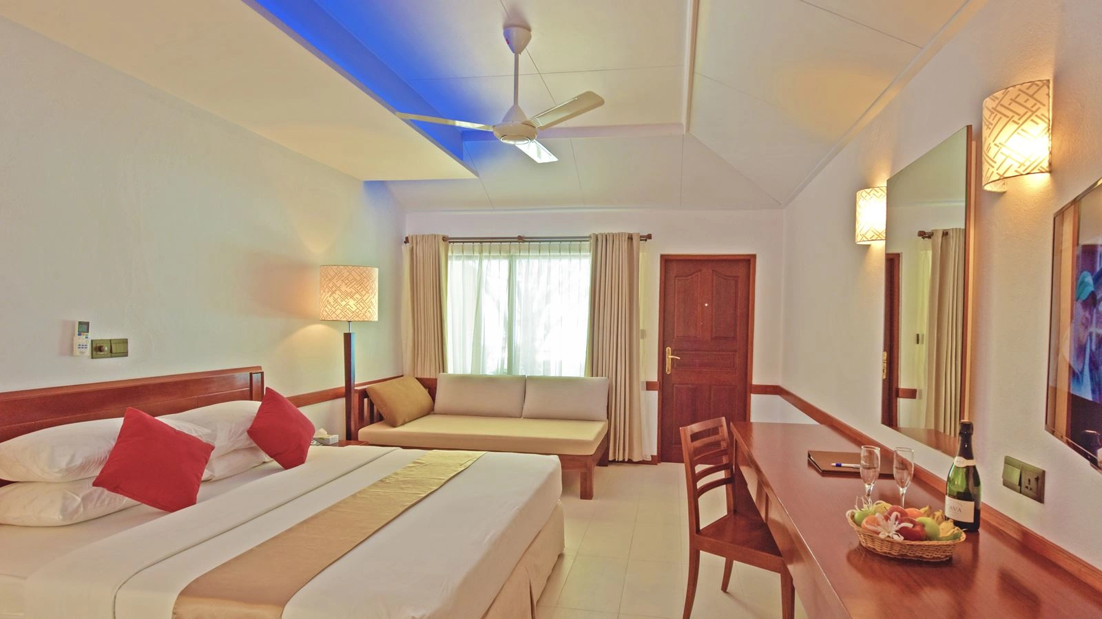 rooms-sunset-beach-villa